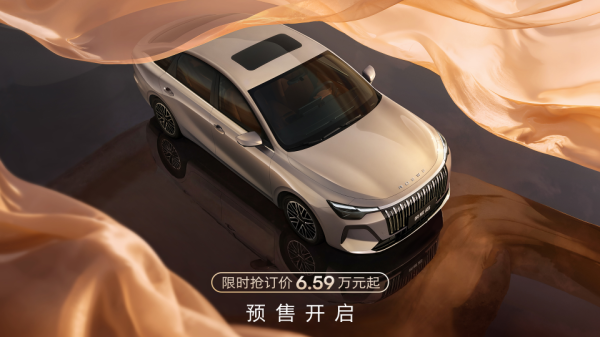 新能源时代，荣威为何选择推出一台燃油车？